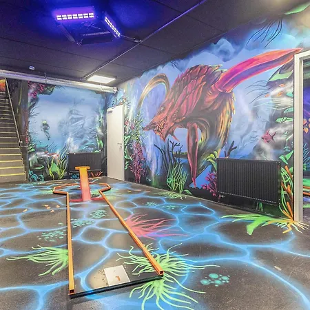 דירה 6 Person In