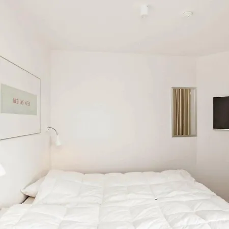 One-bedroom In 8 *